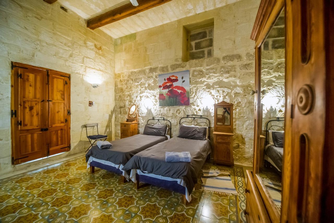 Xagħra "Steves Villas" Villa Ta Rosi מראה חיצוני תמונה